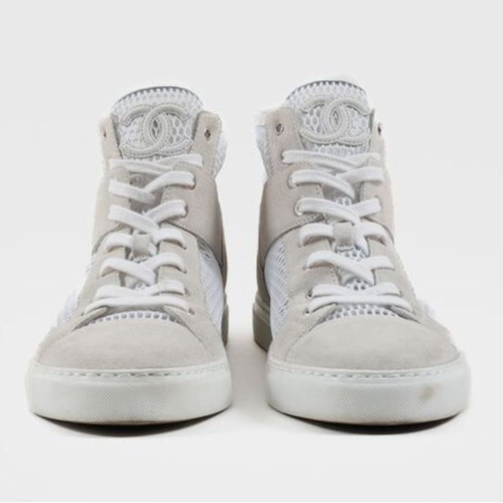 CHANEL Cream and White mesh Sneakers, US7 - Picture 3 of 11